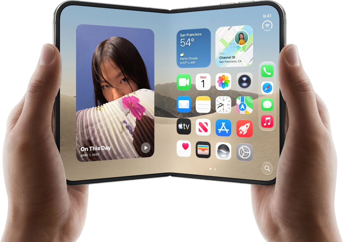 Le grand écran pliable de l’iPhone Duo tenu à deux mains